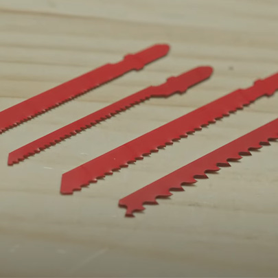 Four saw knives